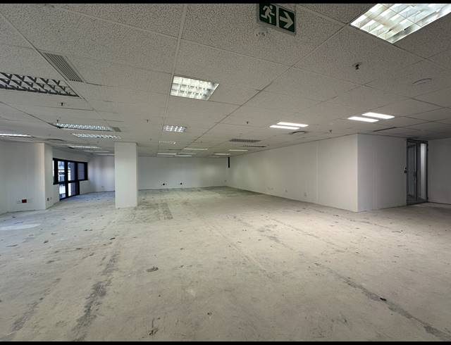 322M² OFFICE TO LET IN SANDTON CENTRAL